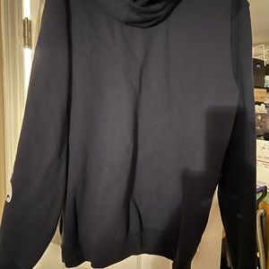 Carhaart. Mens hoodie navy size large . Heavy hoodie for winter.